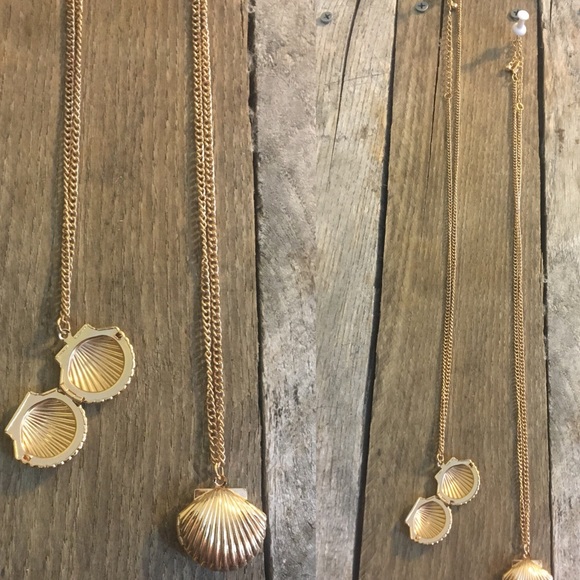 Seashell Locket - Picture 4 of 4